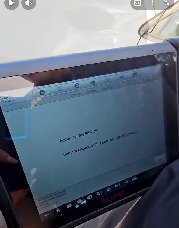 A scan tool screen reporting that the windscreen camera inspection completed correctly.